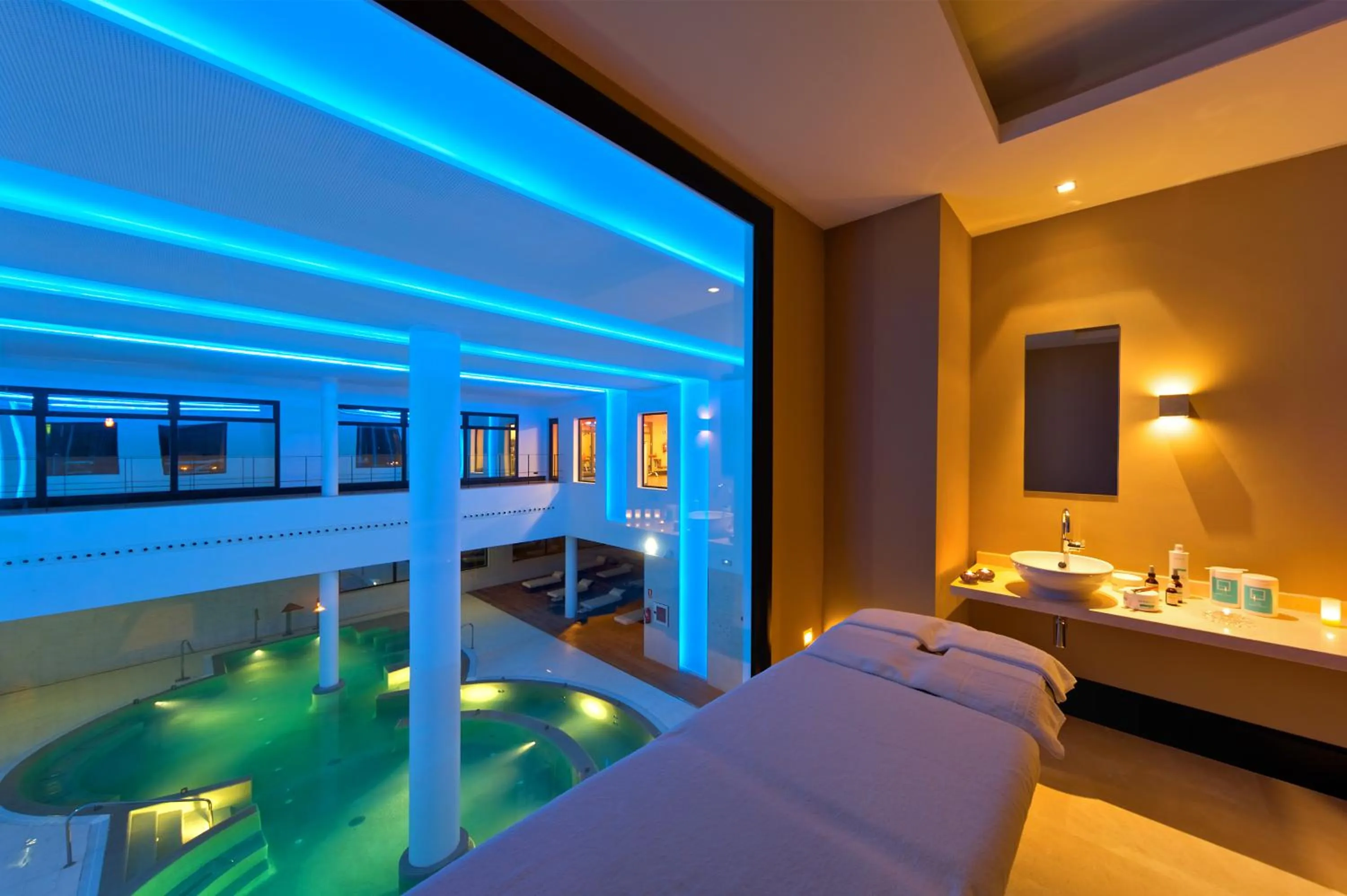 Spa and wellness centre/facilities in URH Hotel Spa Zen Balagares