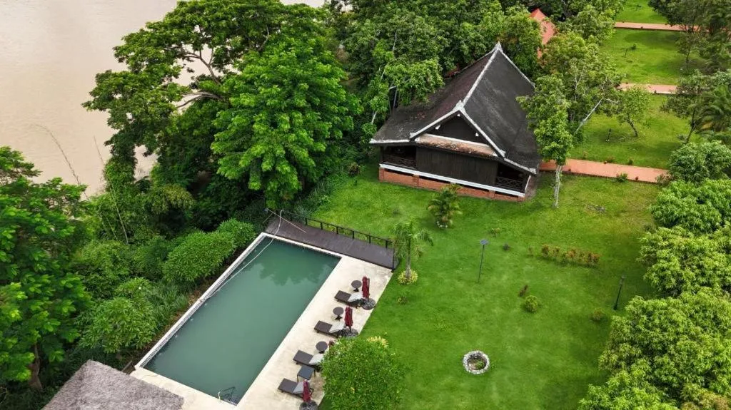 Nam Ou Riverside Resort