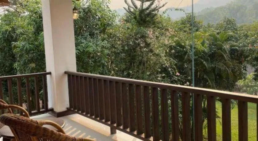 Nam Ou Riverside Resort