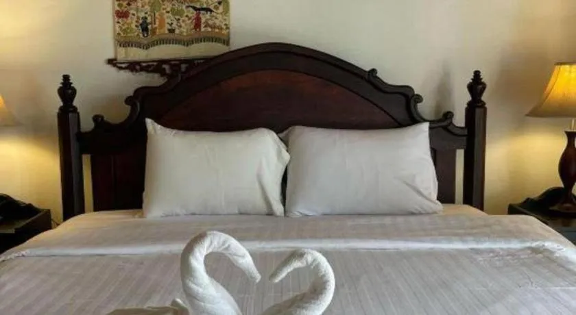 Bed in Nam Ou Riverside Resort