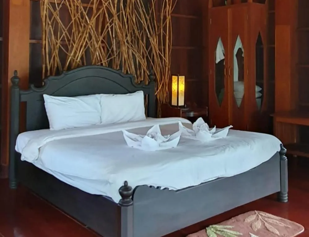Bed in Nam Ou Riverside Resort