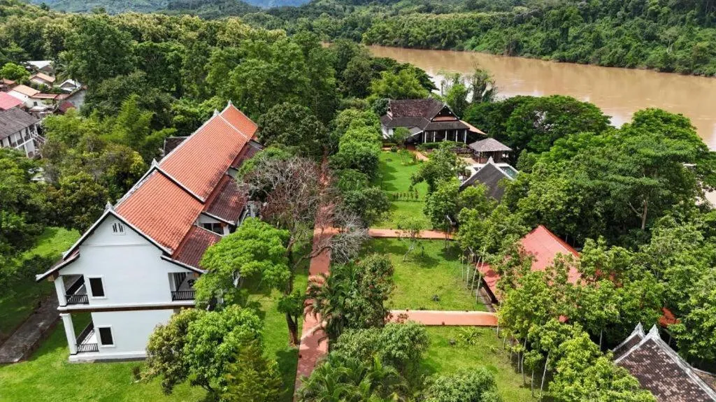 Nam Ou Riverside Resort