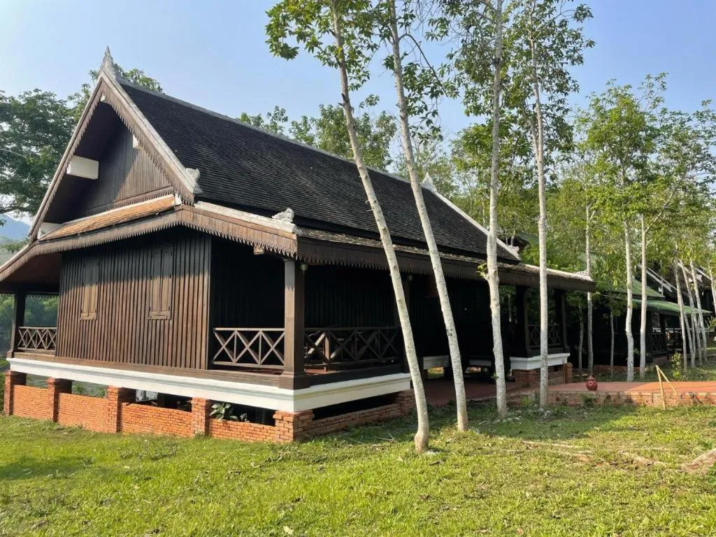 Nam Ou Riverside Resort