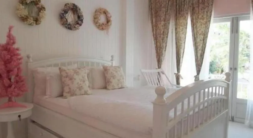 Bed in Baan Hmon-Oon