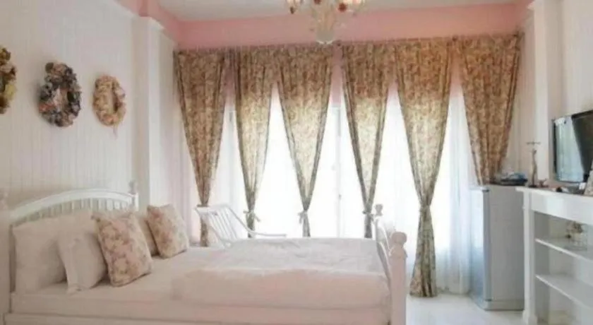 Bed in Baan Hmon-Oon