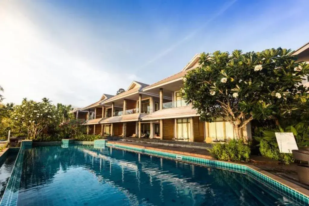 Na Tara Resort Na Tara Resort