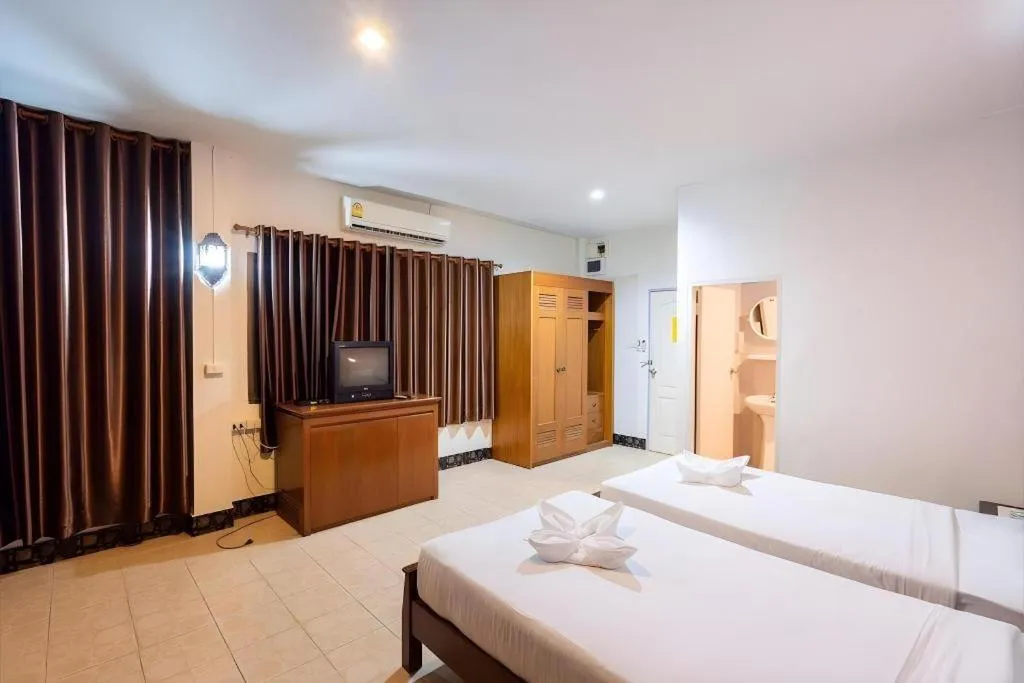 Bed in Krabi Grand Place Hotel