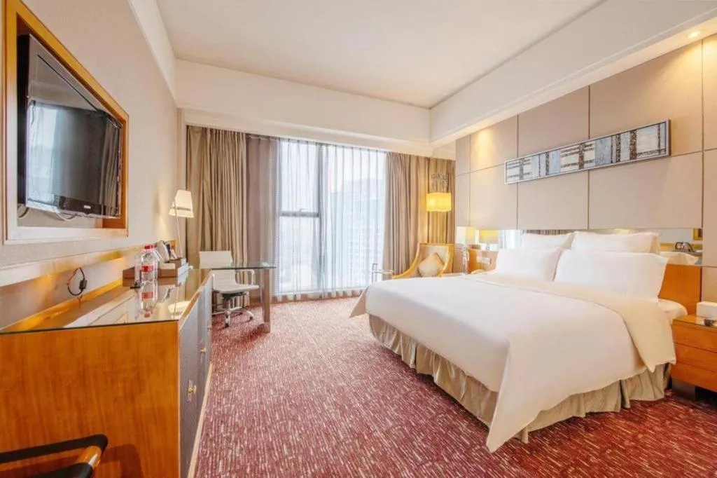 Bed in Babylon Hotel