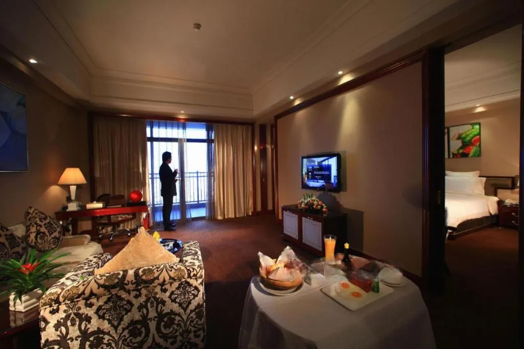 Bed in Babylon Hotel