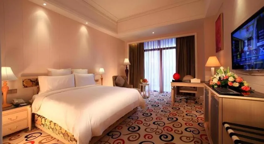 Bed in Babylon Hotel