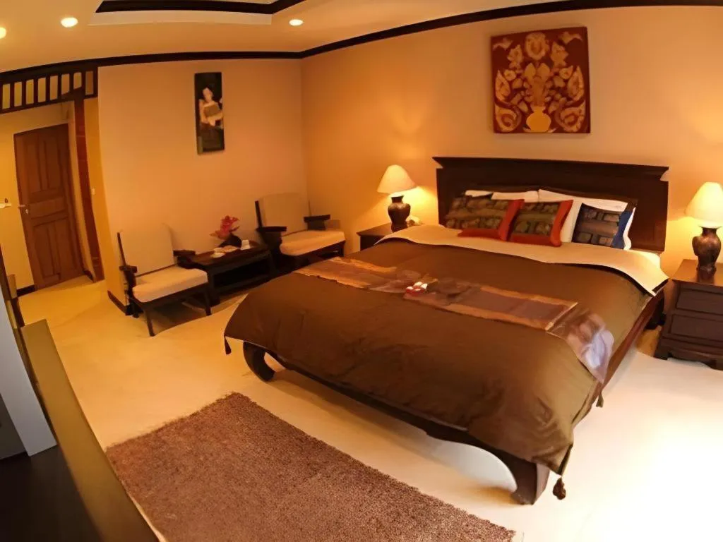 Bed in R-Con Residence