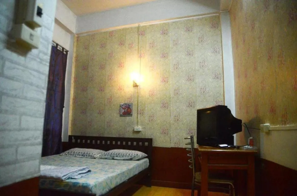 Bed in Chinawat Hotel