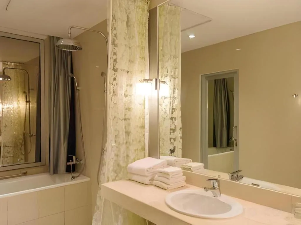 Gajahmada Avara Boutique Hotel