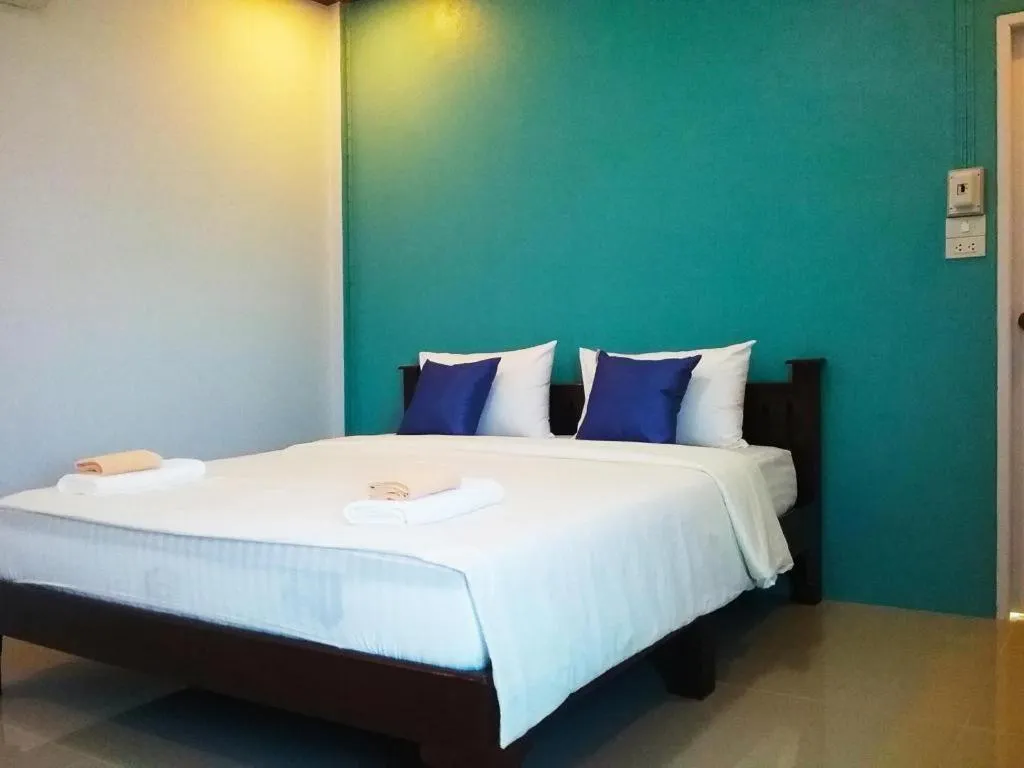 Bed in BanRai ChernMa Resort