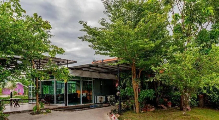 BanRai ChernMa Resort