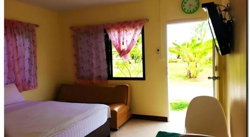 Bed in BanRai ChernMa Resort