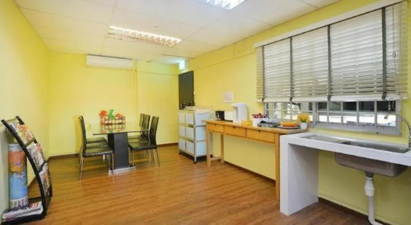 Vintage Inn @ Clarke Quay