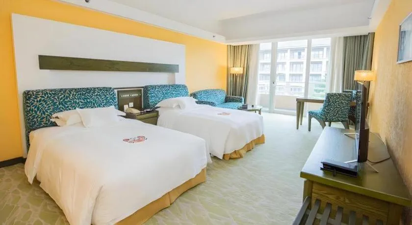 Bed in Chimelong Hotel