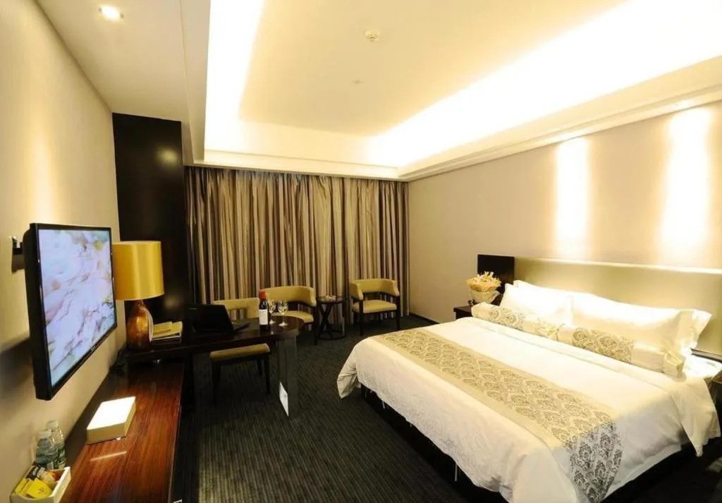 Bed in Chimelong Hotel