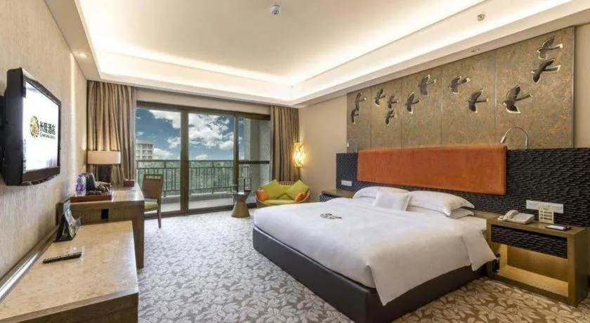 Bed in Chimelong Hotel