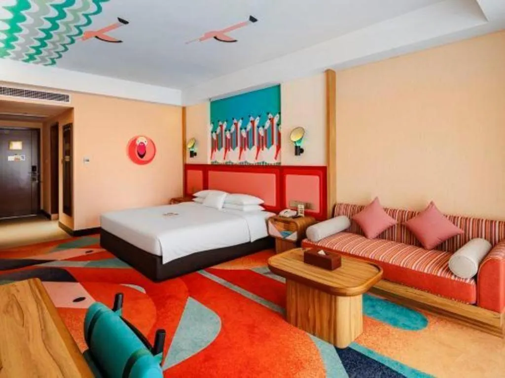 Bed in Chimelong Hotel