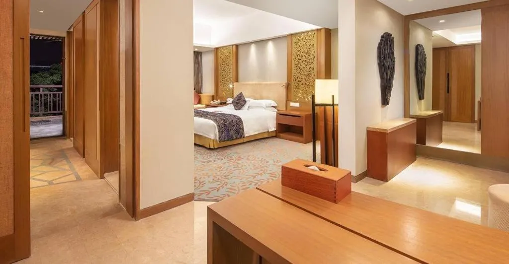 Bed in Chimelong Hotel