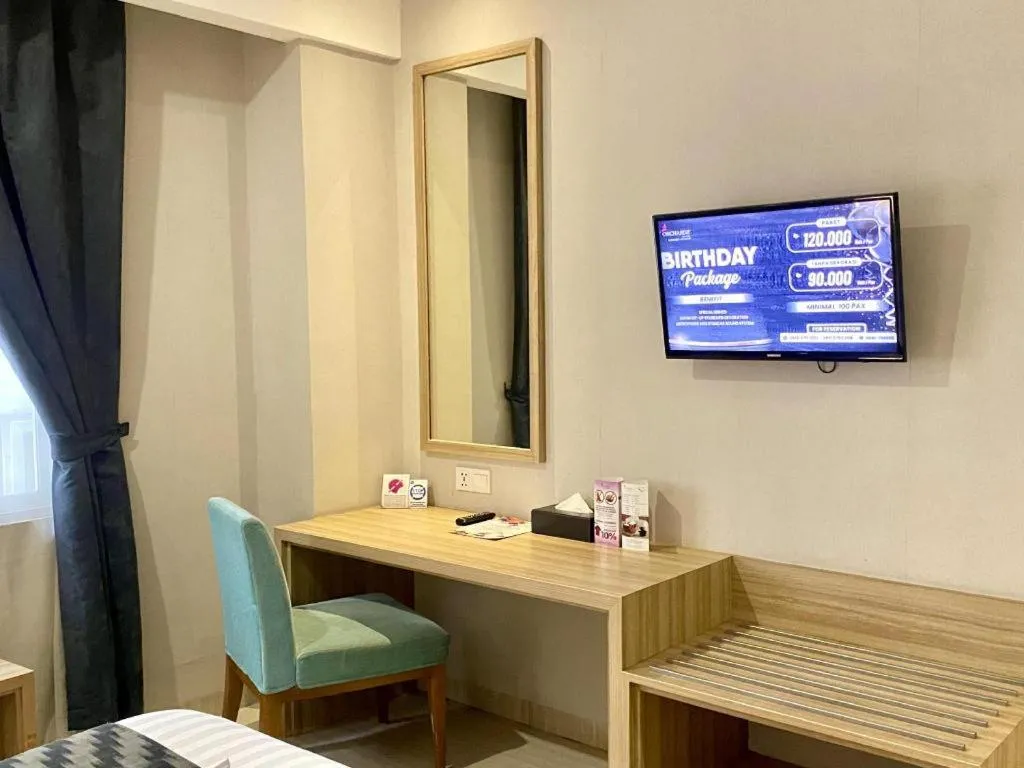 Bed in Orchardz Hotel Gajah Mada