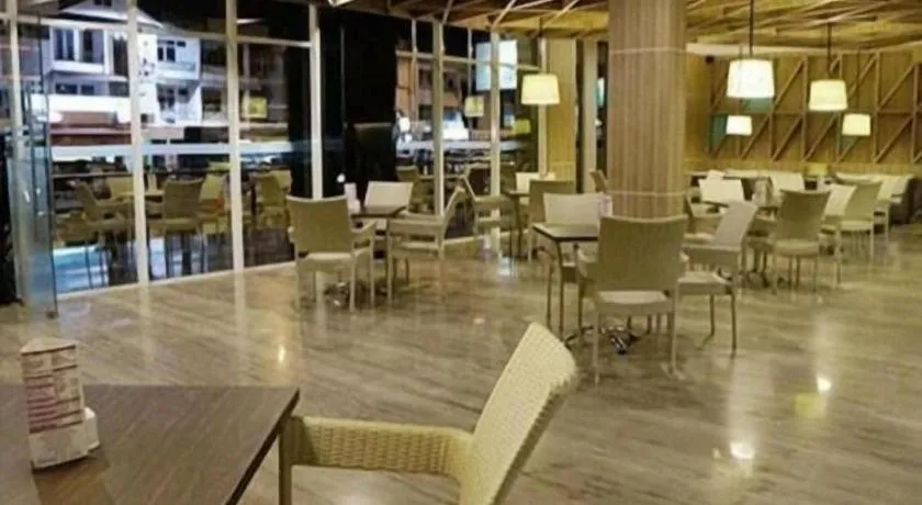 Orchardz Hotel Gajah Mada