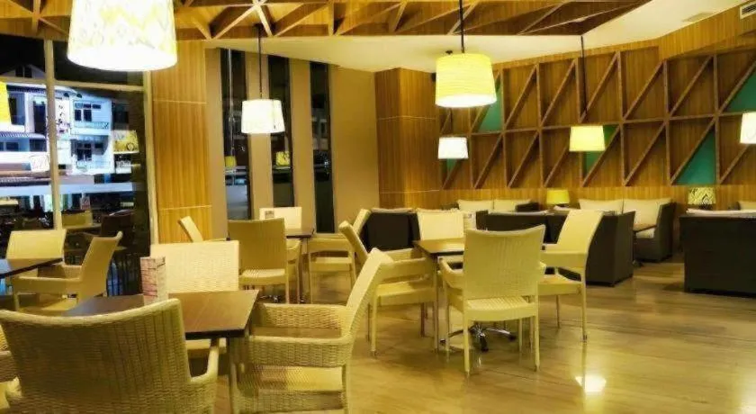 Orchardz Hotel Gajah Mada