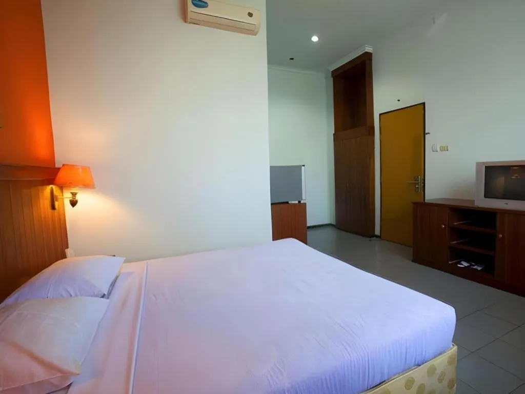 Bed in Garuda Hotel Pontianak