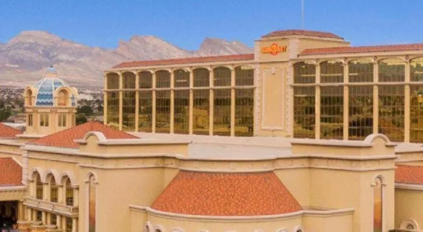 Suncoast Hotel and Casino