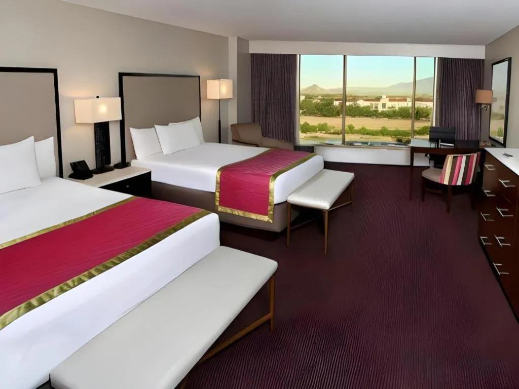 Bed in Suncoast Hotel and Casino