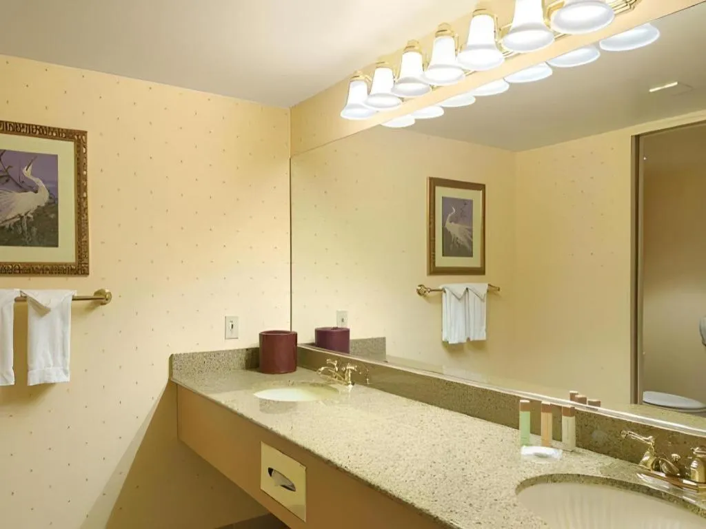 Suncoast Hotel and Casino