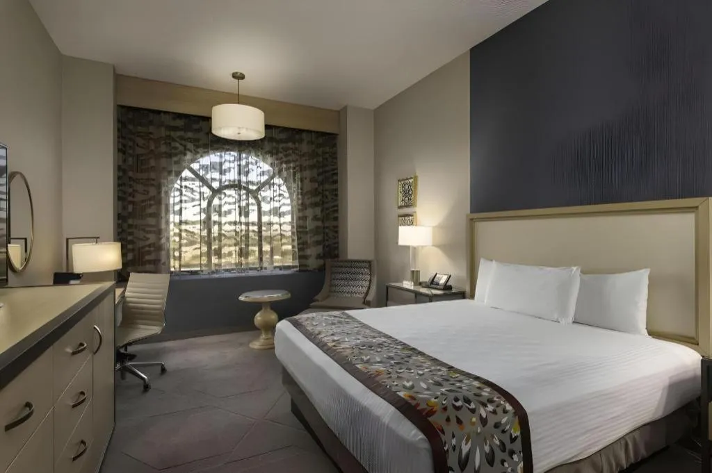 Bed in Sam's Town Hotel and Gambling Hall