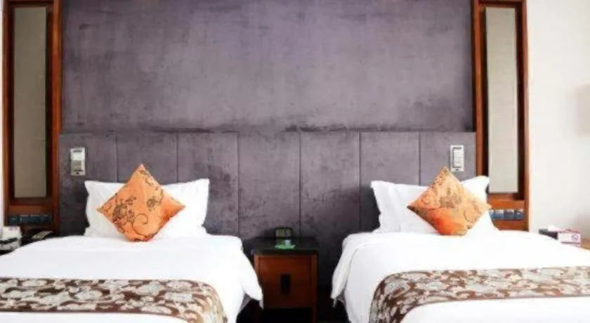 Bed in Worldhotel Grand Dushulake Suzhou