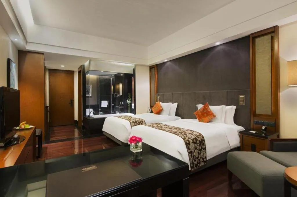Bed in Worldhotel Grand Dushulake Suzhou