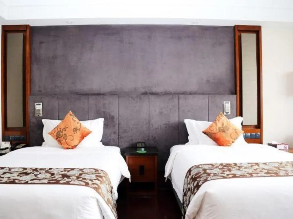 Bed in Worldhotel Grand Dushulake Suzhou