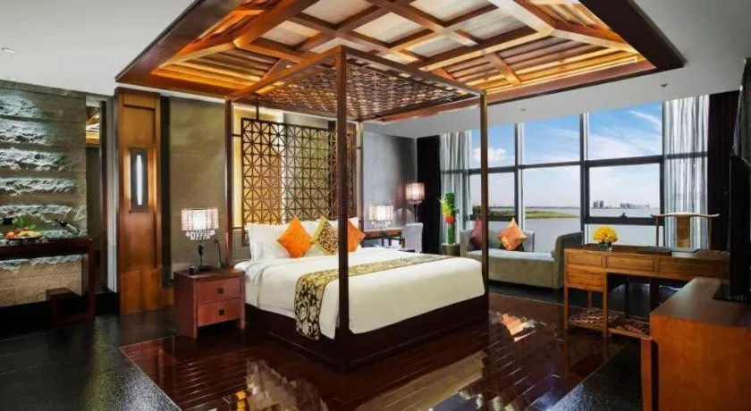 Bed in Worldhotel Grand Dushulake Suzhou