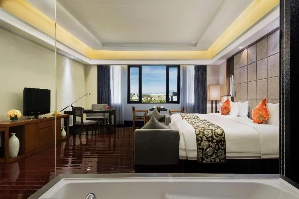 Bed in Worldhotel Grand Dushulake Suzhou