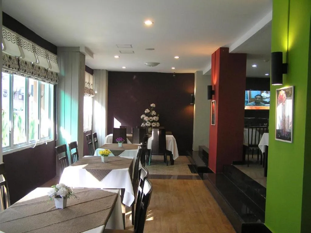 The Impress Khonkaen Hotel