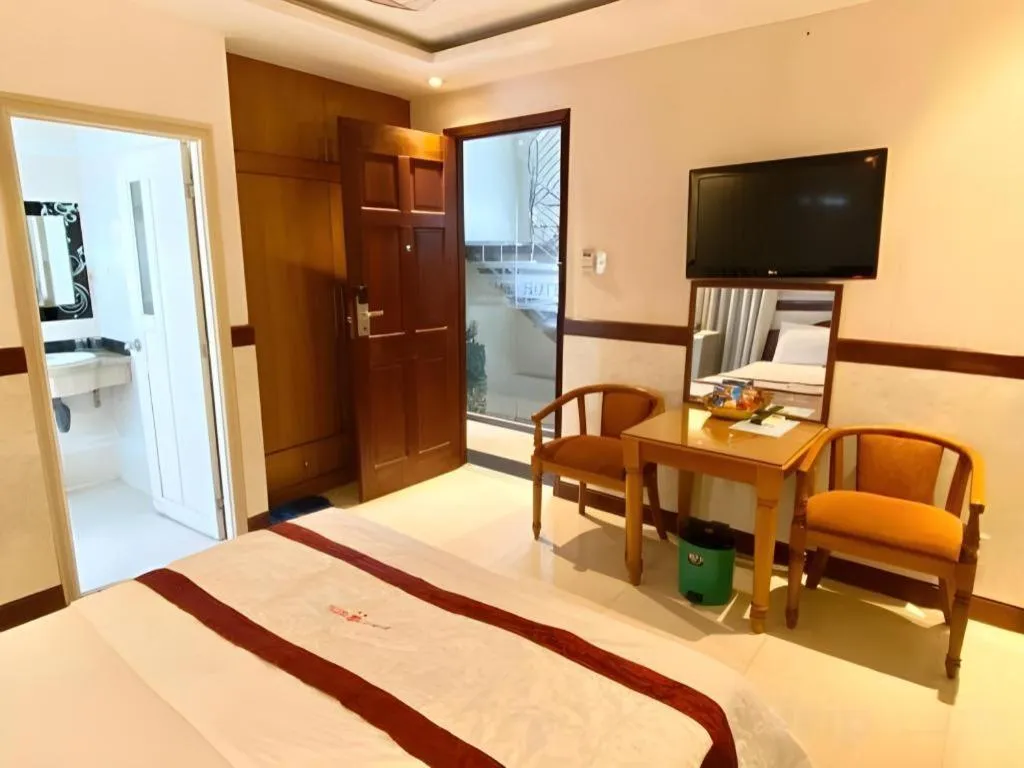 Bed in Ha Oanh Hotel