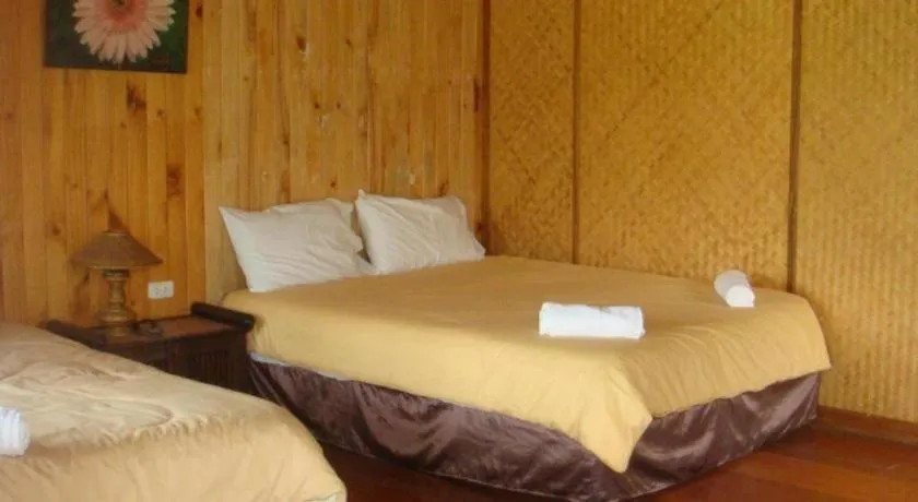 Bed in Indie House @ Maerim