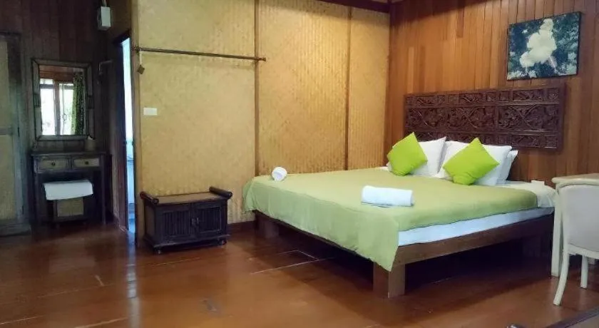 Bed in Indie House @ Maerim