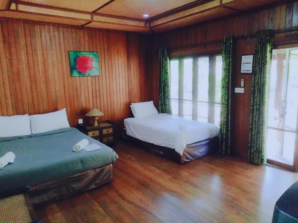 Bed in Indie House @ Maerim