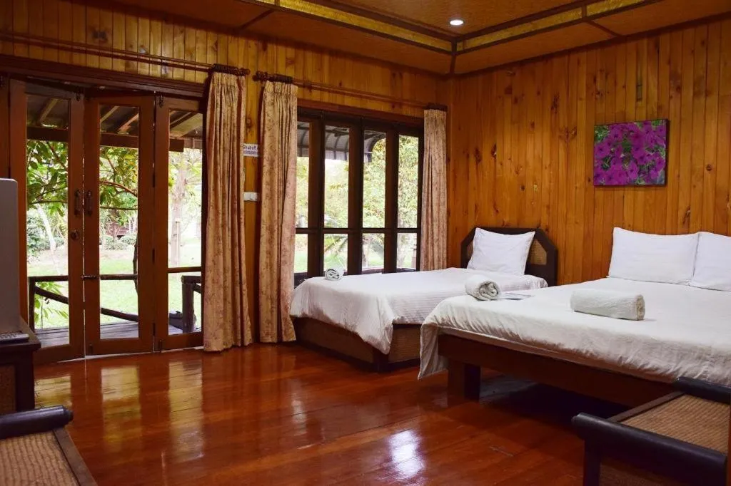 Bed in Indie House @ Maerim