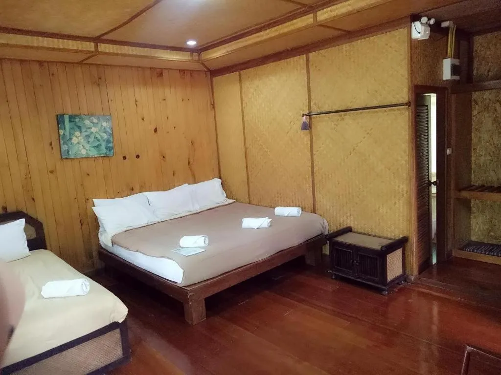 Bed in Indie House @ Maerim