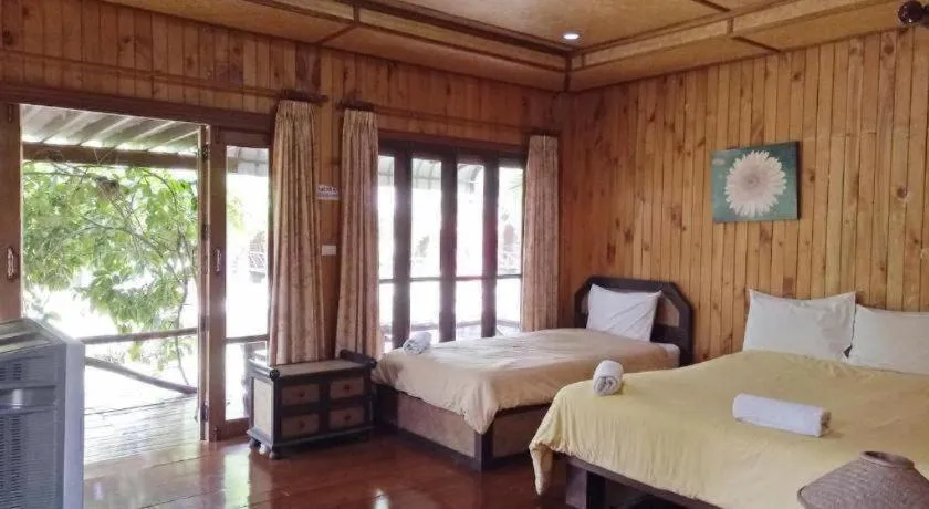 Bed in Indie House @ Maerim