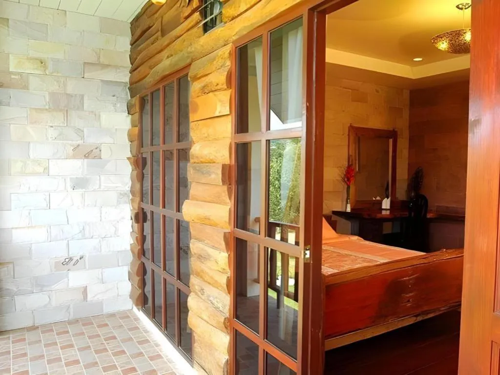 Bed in Kirirath Resort