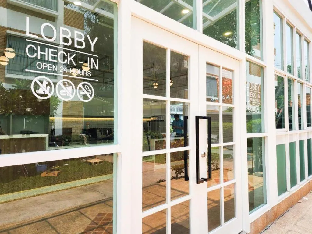 B2 Resort Boutique and Budget Hotel