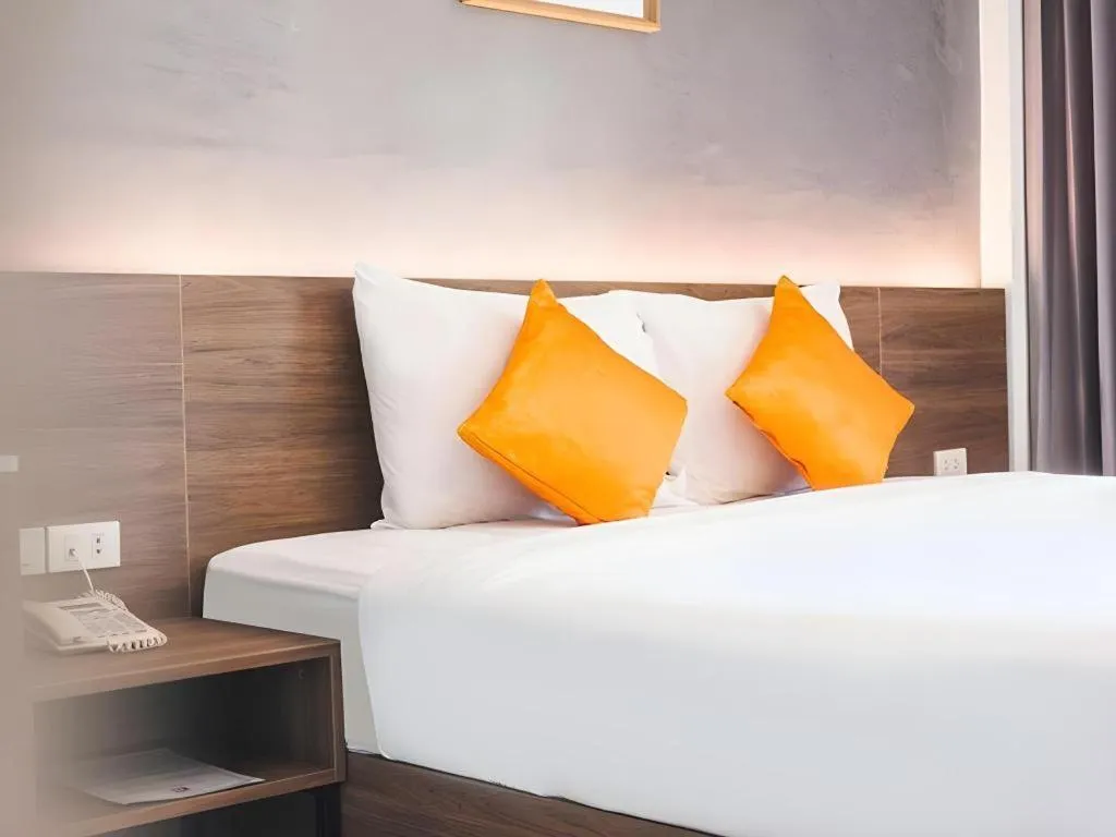 Bed in B2 Resort Boutique and Budget Hotel